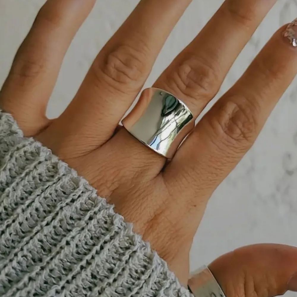 Wide Band Boho Style Ring size 6